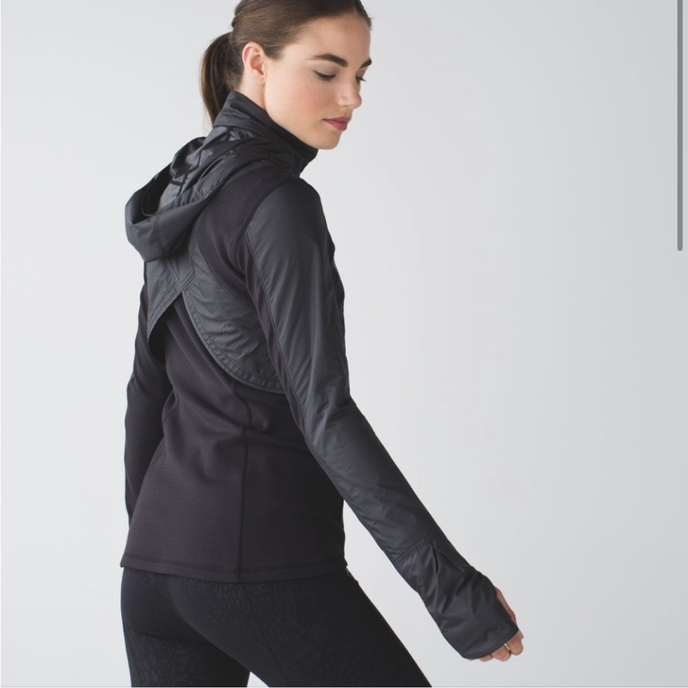 Lululemon Kanto Catch Me Run Jacket